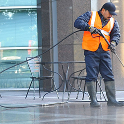 Commercial Pressure Washing